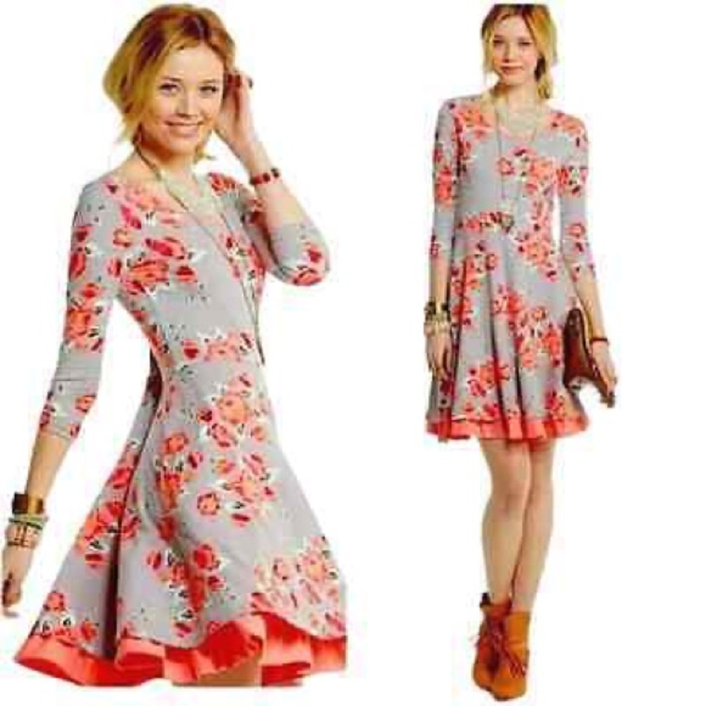 Matilda Jane fit & flare, Peach/salmon Floral, gray small, 3/4 sleeves gathered